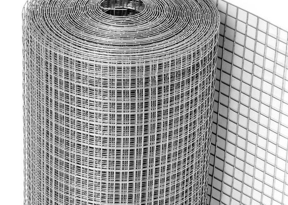 Galvanized eléctrica soldó con autógena el recinto de las aves de corral del paño del hardware de la malla de alambre que pescaba la malla de alambre del hierro del pollo de la jaula del funcionamiento del conejo