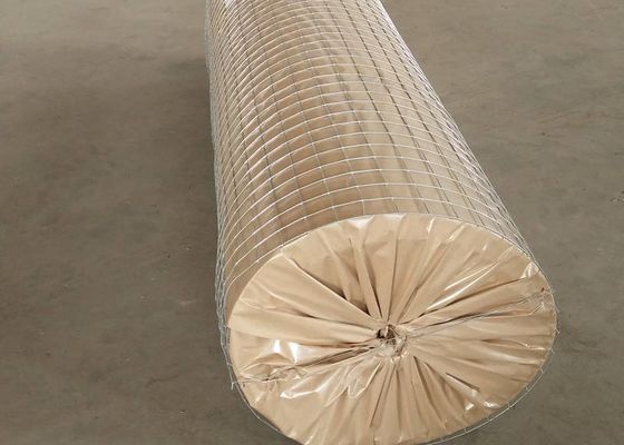 Galvanized eléctrica soldó con autógena el recinto de las aves de corral del paño del hardware de la malla de alambre que pescaba la malla de alambre del hierro del pollo de la jaula del funcionamiento del conejo