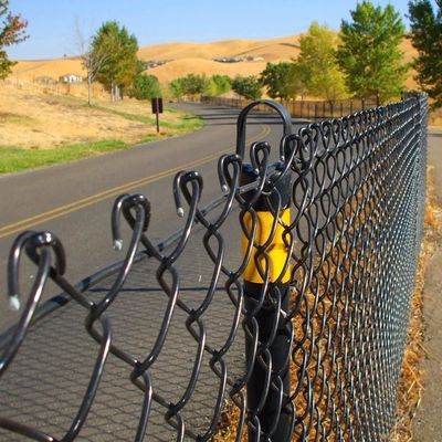 El PVC cubrió la alambrada que cercaba en venta la cerca galvanizada de alta calidad del fútbol del diamante utilizó la cerca de la alambrada de la venta de la fábrica