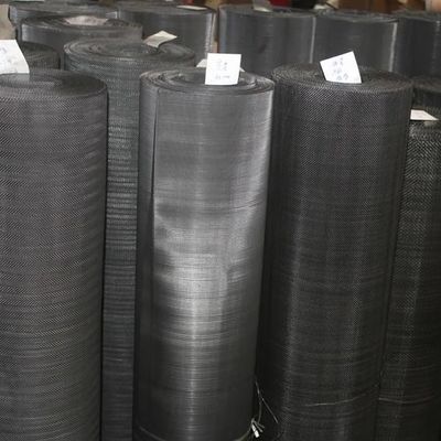 Paño de malla de alambre del negro del hierro del paquete de la pantalla de la malla de alambre de acero llana de alta resistencia/del paño de alambre negro/de la red de acero suave/del extrusor