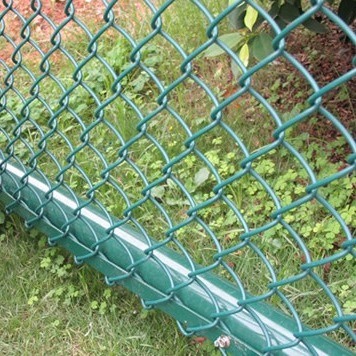 La alambrada de cadena de la capa de Link/PVC, PVC cubrió a Diamond Fence, granja y el campo galvanizó el alambre de acero que cercaba la granja de los productos